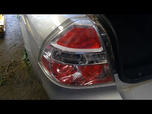 Driver left tail light ntbk - tail,